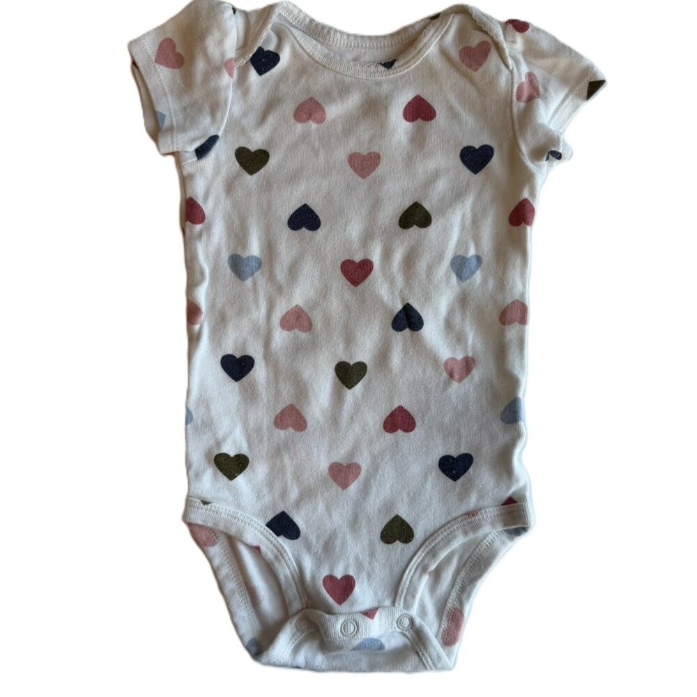 🩷$3 Add On | Short-Sleeve Heart Print Bodysuit Carter's 12M White Pink